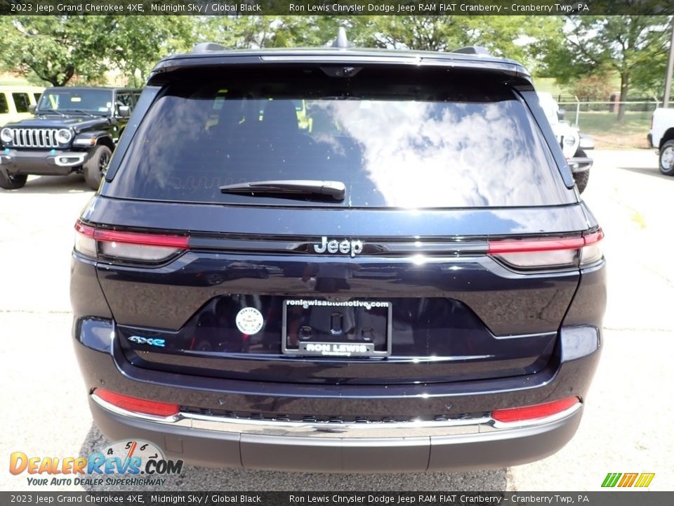 2023 Jeep Grand Cherokee 4XE Midnight Sky / Global Black Photo #4