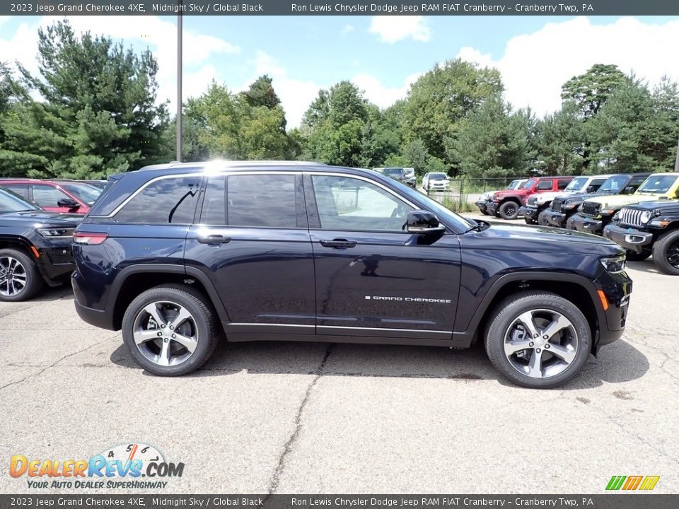 2023 Jeep Grand Cherokee 4XE Midnight Sky / Global Black Photo #6