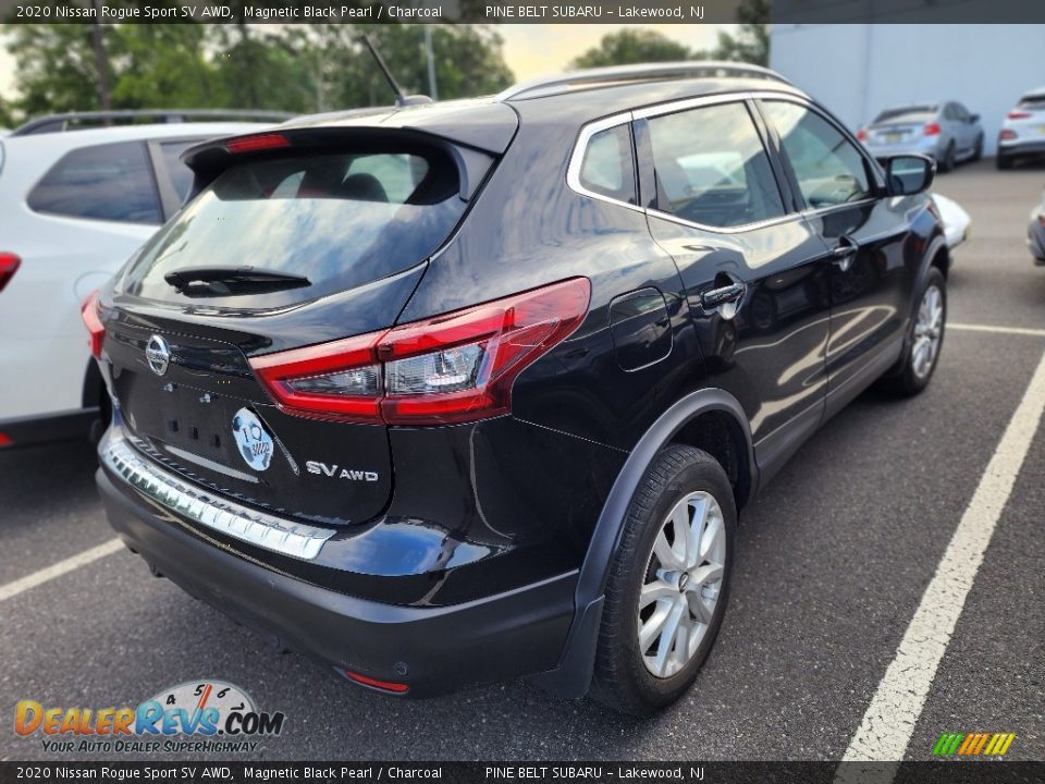 Magnetic Black Pearl 2020 Nissan Rogue Sport SV AWD Photo #3