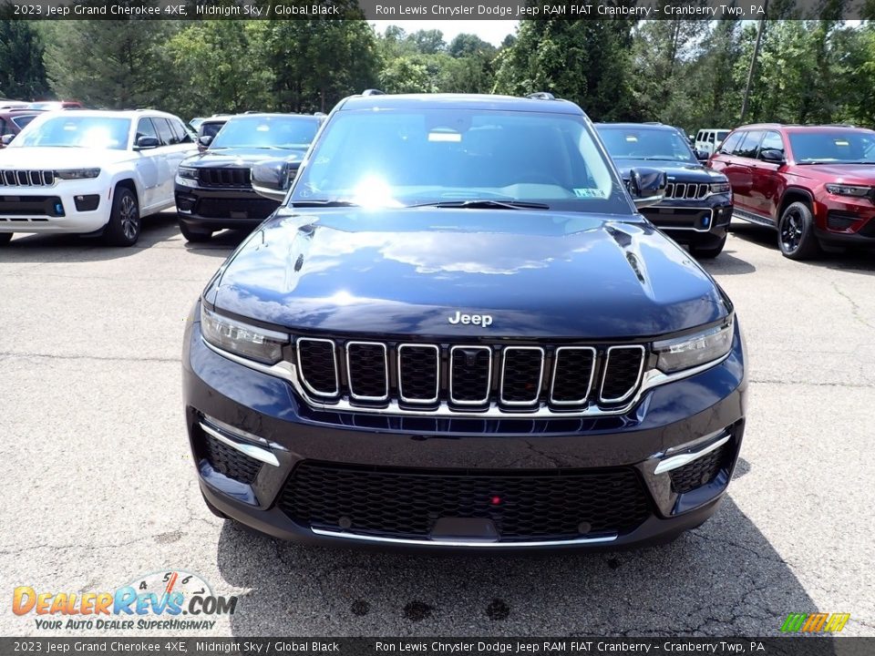 2023 Jeep Grand Cherokee 4XE Midnight Sky / Global Black Photo #8