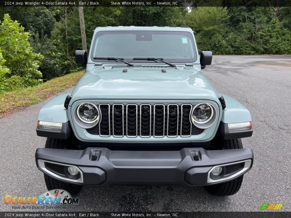 Earl 2024 Jeep Wrangler 4-Door Sahara 4x4 Photo #3