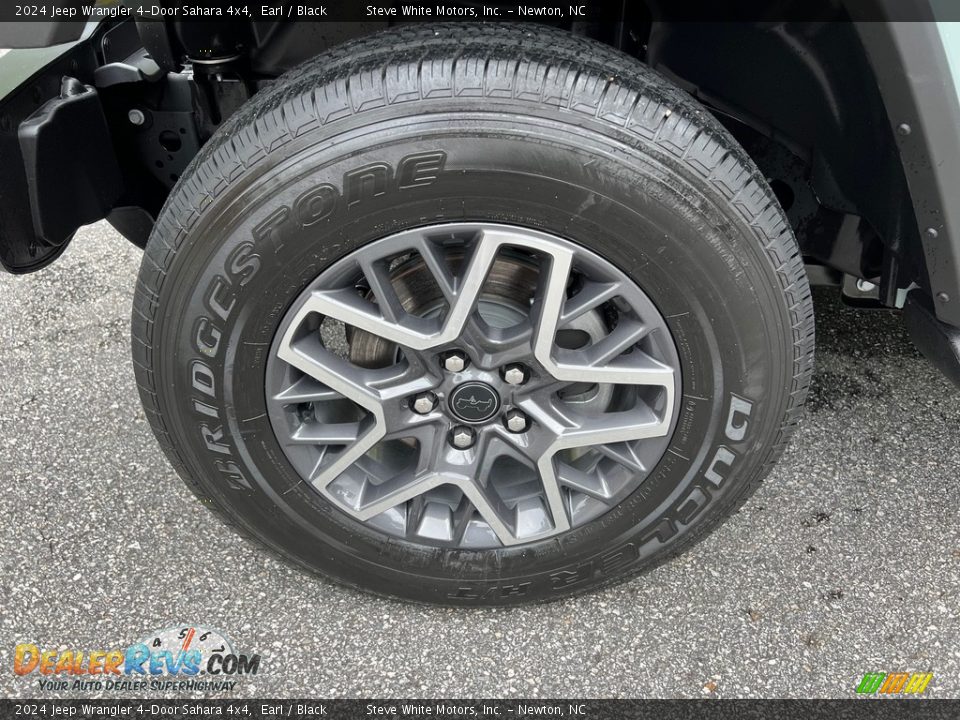 2024 Jeep Wrangler 4-Door Sahara 4x4 Wheel Photo #9