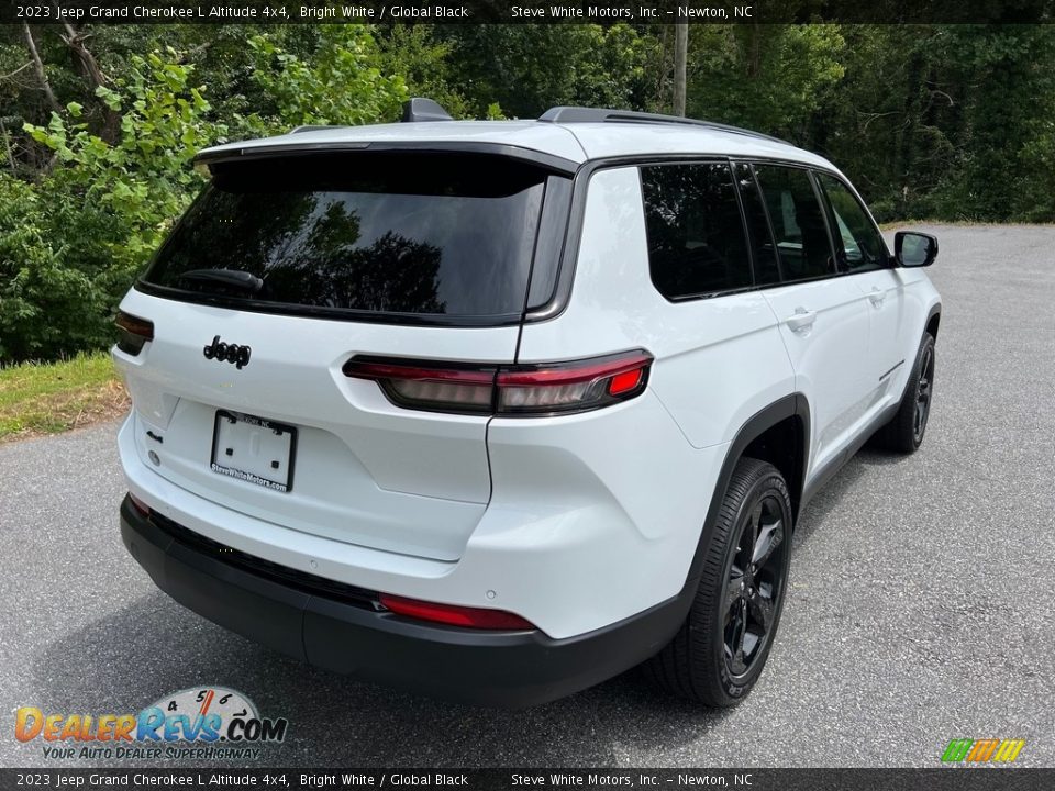 2023 Jeep Grand Cherokee L Altitude 4x4 Bright White / Global Black Photo #6