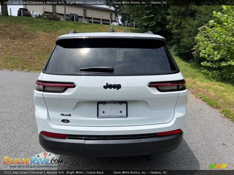 2023 Jeep Grand Cherokee L Altitude 4x4 Bright White / Global Black Photo #7