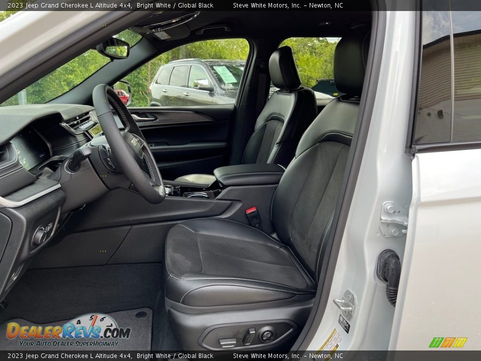 Front Seat of 2023 Jeep Grand Cherokee L Altitude 4x4 Photo #10
