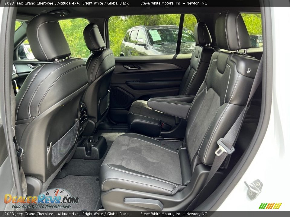 Rear Seat of 2023 Jeep Grand Cherokee L Altitude 4x4 Photo #13