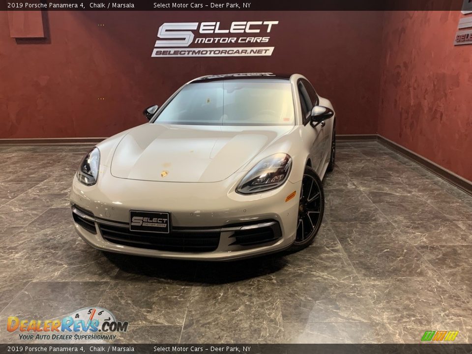 2019 Porsche Panamera 4 Chalk / Marsala Photo #1