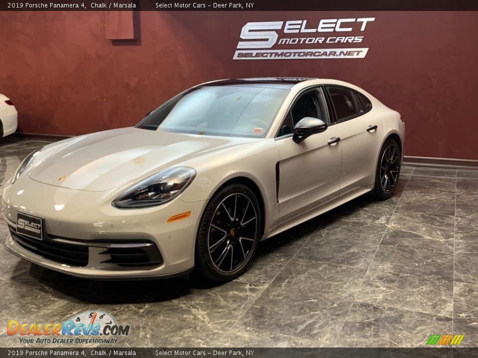 2019 Porsche Panamera 4 Chalk / Marsala Photo #5