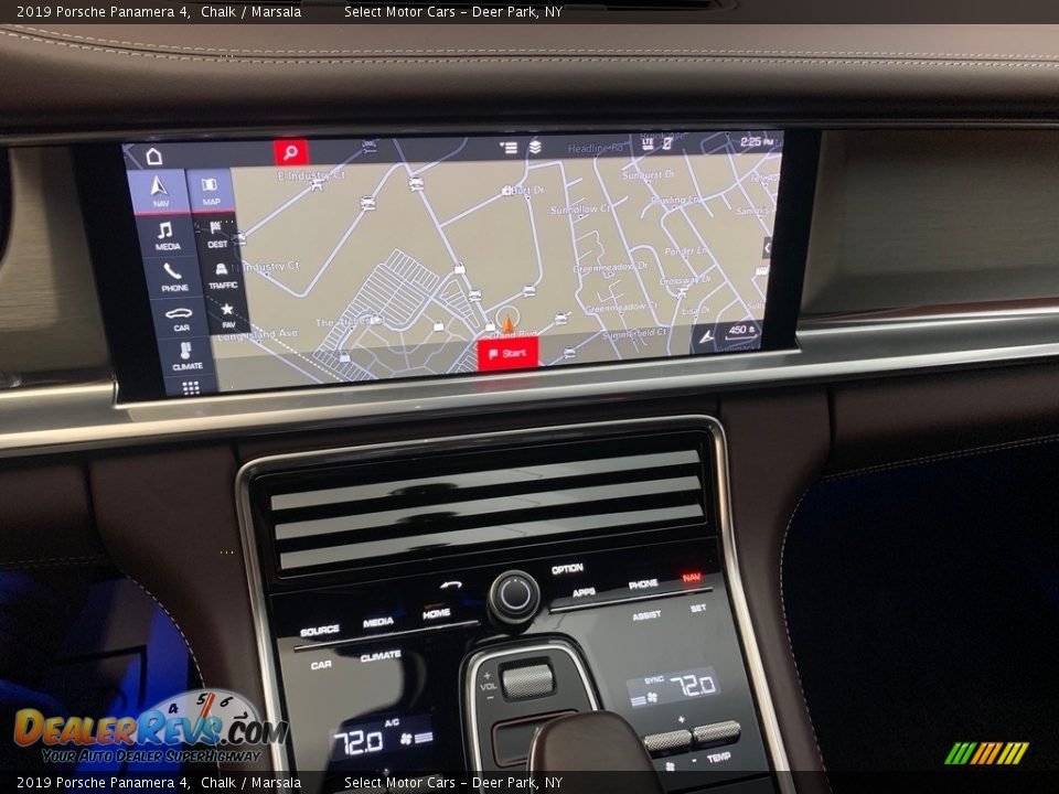 Navigation of 2019 Porsche Panamera 4 Photo #10