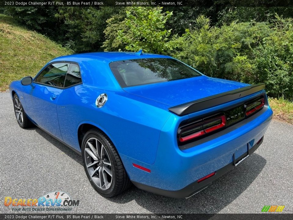 2023 Dodge Challenger R/T Plus B5 Blue Pearl / Black Photo #8