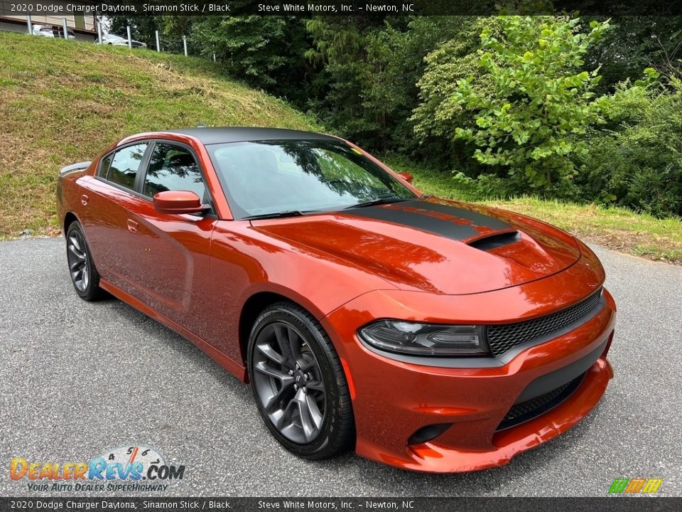 Front 3/4 View of 2020 Dodge Charger Daytona Photo #4