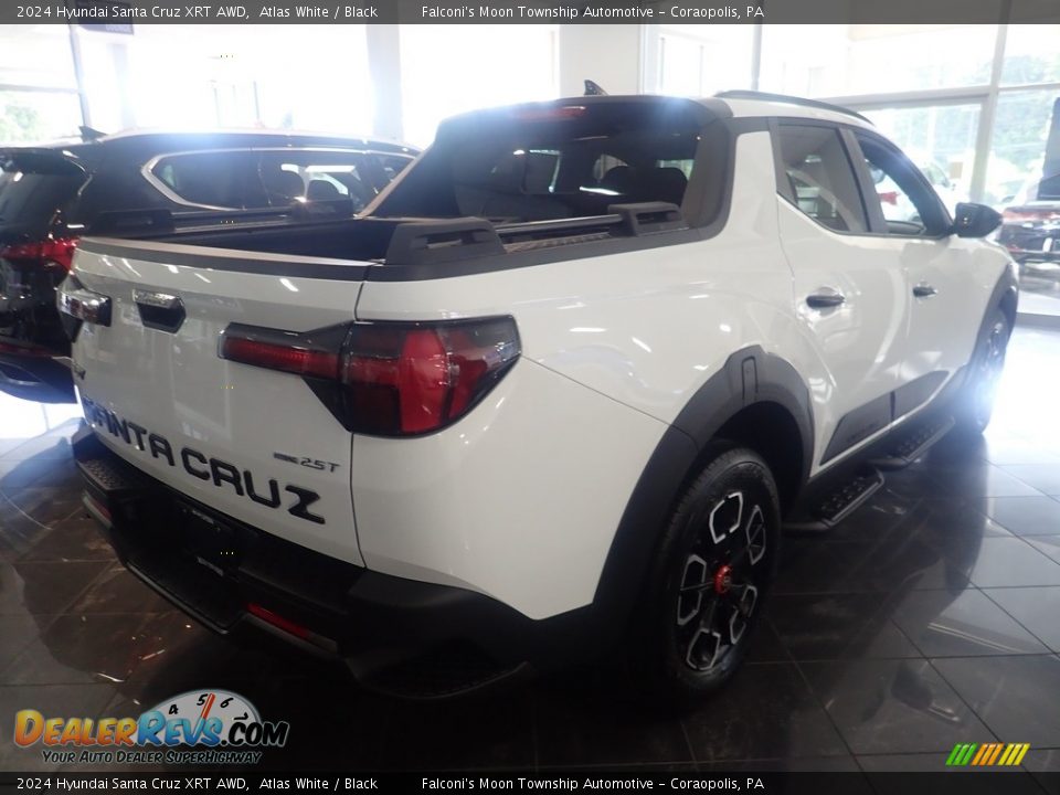 2024 Hyundai Santa Cruz XRT AWD Atlas White / Black Photo #2