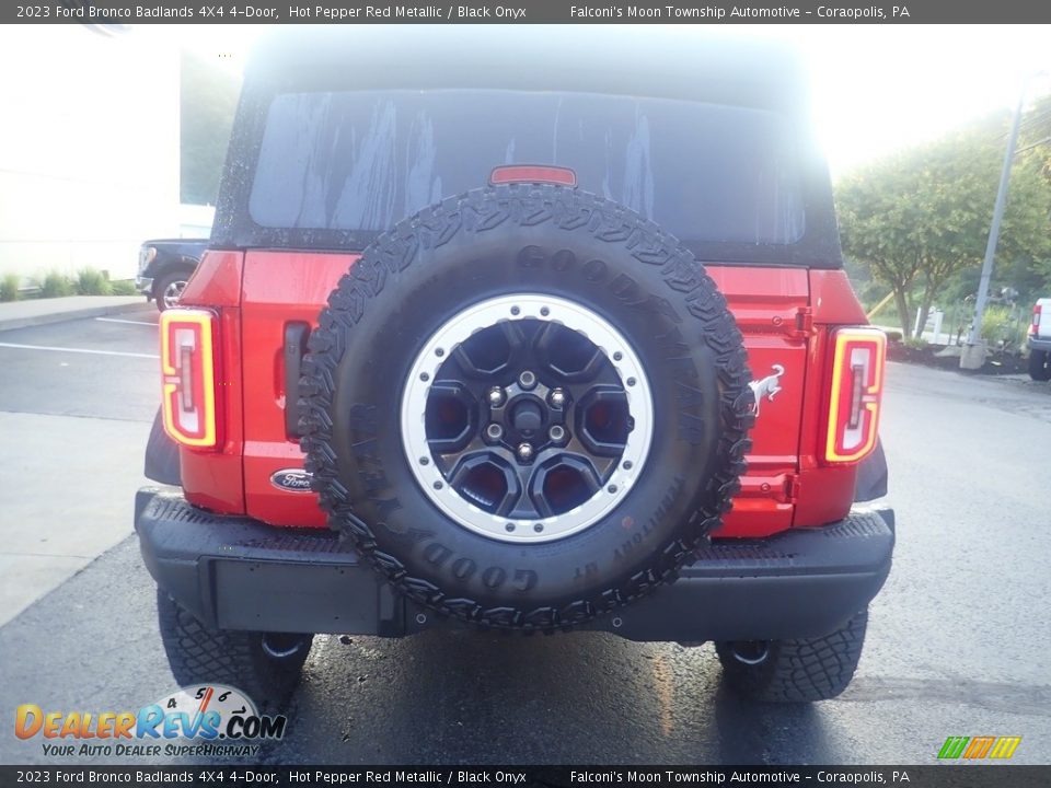 2023 Ford Bronco Badlands 4X4 4-Door Hot Pepper Red Metallic / Black Onyx Photo #3