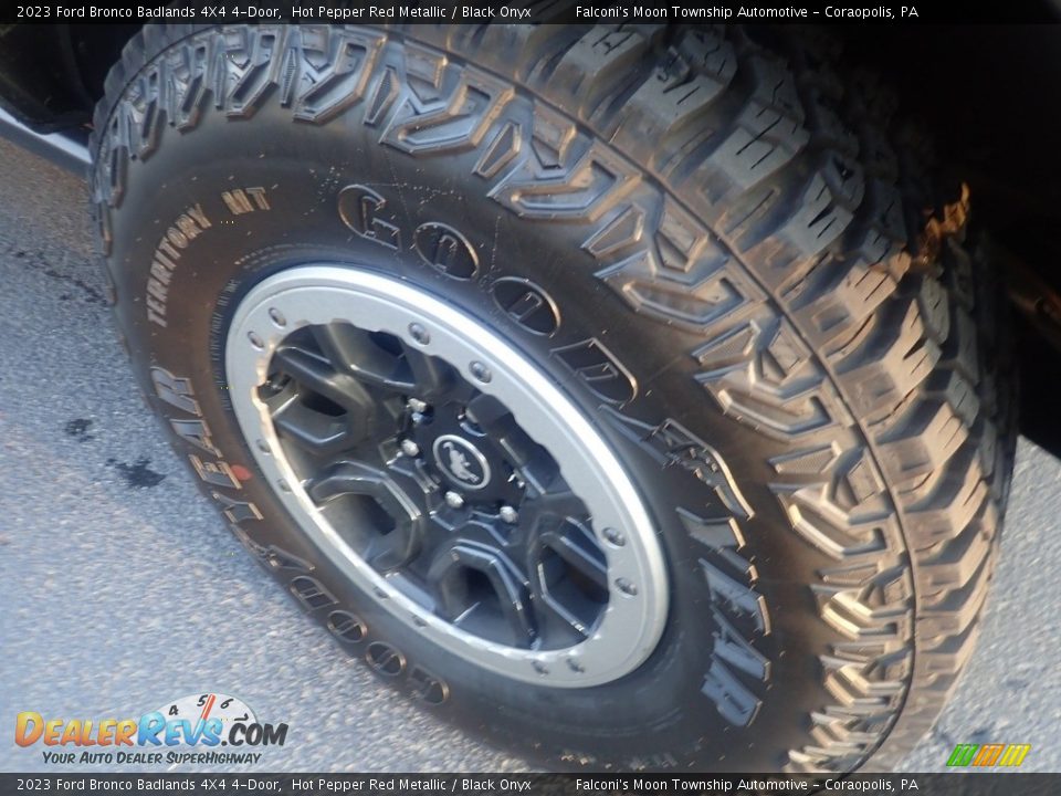 2023 Ford Bronco Badlands 4X4 4-Door Hot Pepper Red Metallic / Black Onyx Photo #9