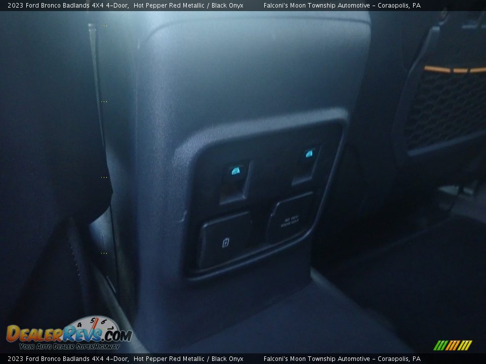 2023 Ford Bronco Badlands 4X4 4-Door Hot Pepper Red Metallic / Black Onyx Photo #18