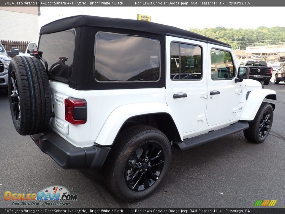 2024 Jeep Wrangler 4-Door Sahara 4xe Hybrid Bright White / Black Photo #6