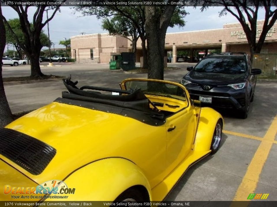 1976 Volkswagen Beetle Convertible Yellow / Black Photo #10