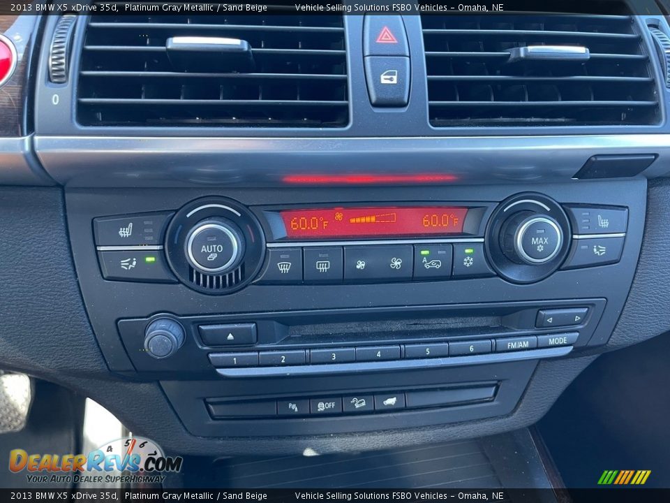 Controls of 2013 BMW X5 xDrive 35d Photo #4
