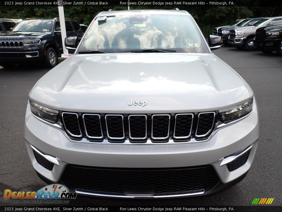 2023 Jeep Grand Cherokee 4XE Silver Zynith / Global Black Photo #9