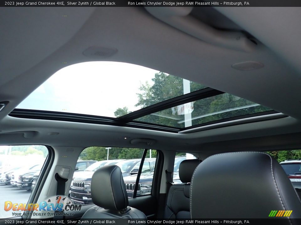 Sunroof of 2023 Jeep Grand Cherokee 4XE Photo #17