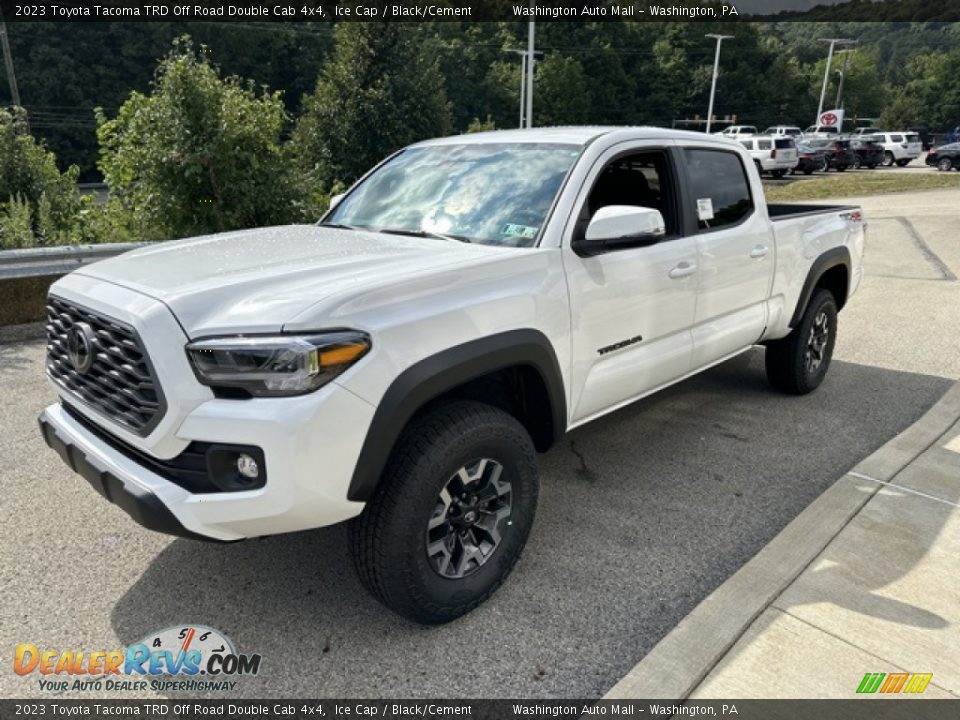 Front 3/4 View of 2023 Toyota Tacoma TRD Off Road Double Cab 4x4 Photo #7