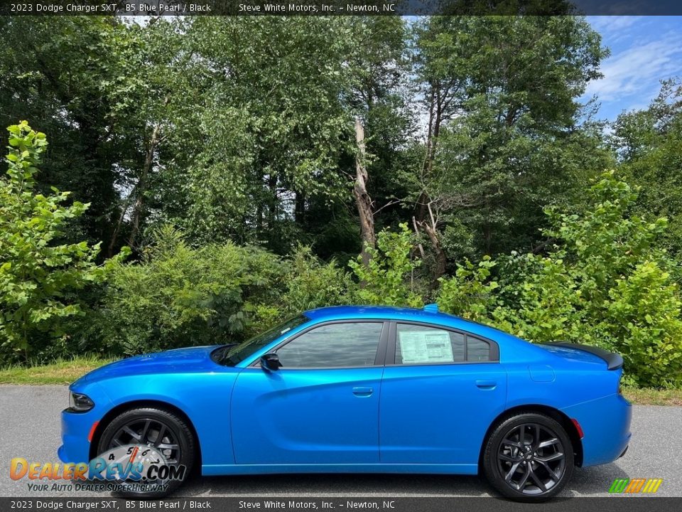 2023 Dodge Charger SXT B5 Blue Pearl / Black Photo #1