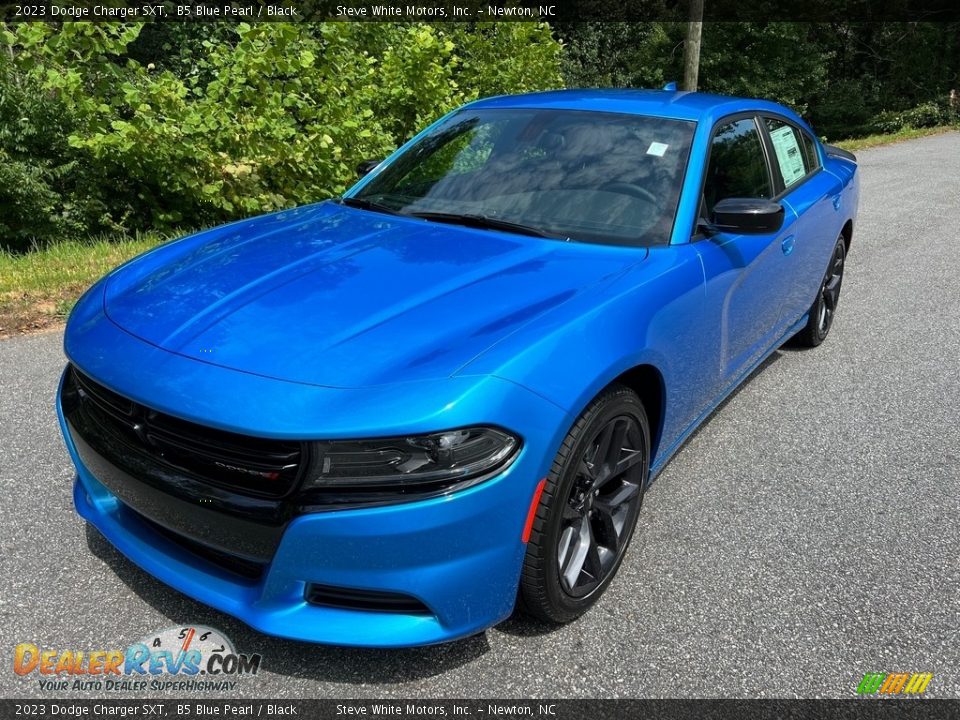 2023 Dodge Charger SXT B5 Blue Pearl / Black Photo #2