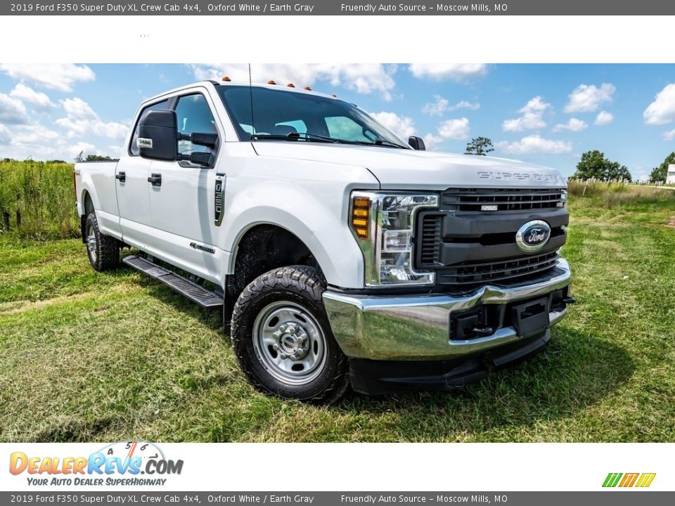 2019 Ford F350 Super Duty XL Crew Cab 4x4 Oxford White / Earth Gray Photo #1