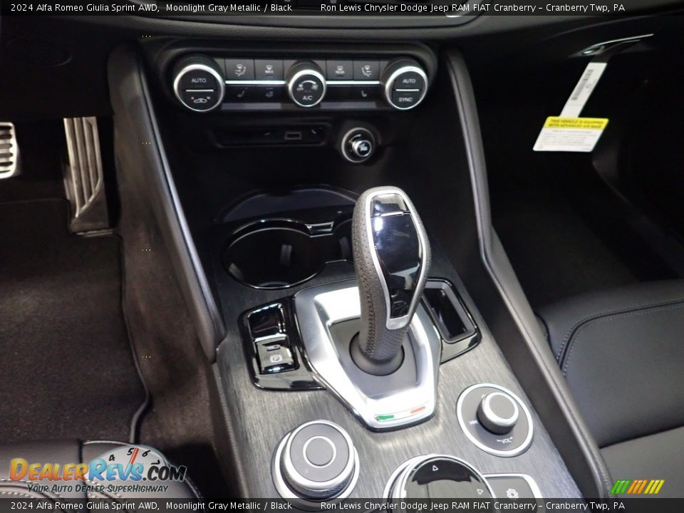 2024 Alfa Romeo Giulia Sprint AWD Shifter Photo #19