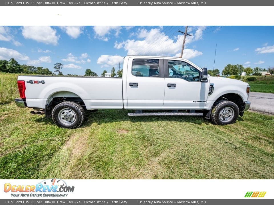 2019 Ford F350 Super Duty XL Crew Cab 4x4 Oxford White / Earth Gray Photo #3