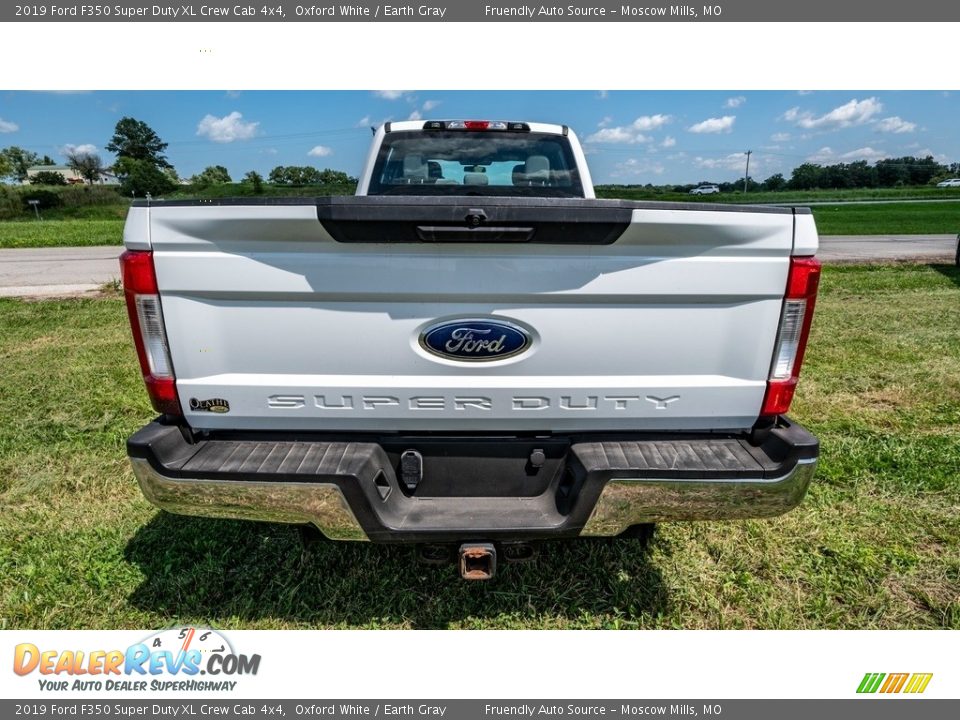 2019 Ford F350 Super Duty XL Crew Cab 4x4 Oxford White / Earth Gray Photo #5