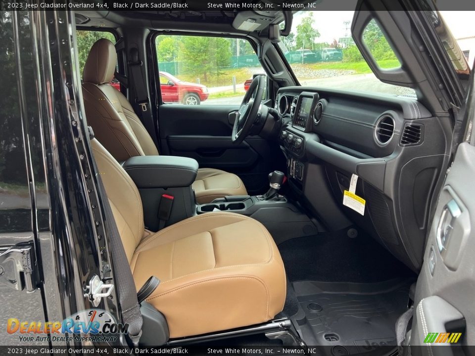 Front Seat of 2023 Jeep Gladiator Overland 4x4 Photo #17