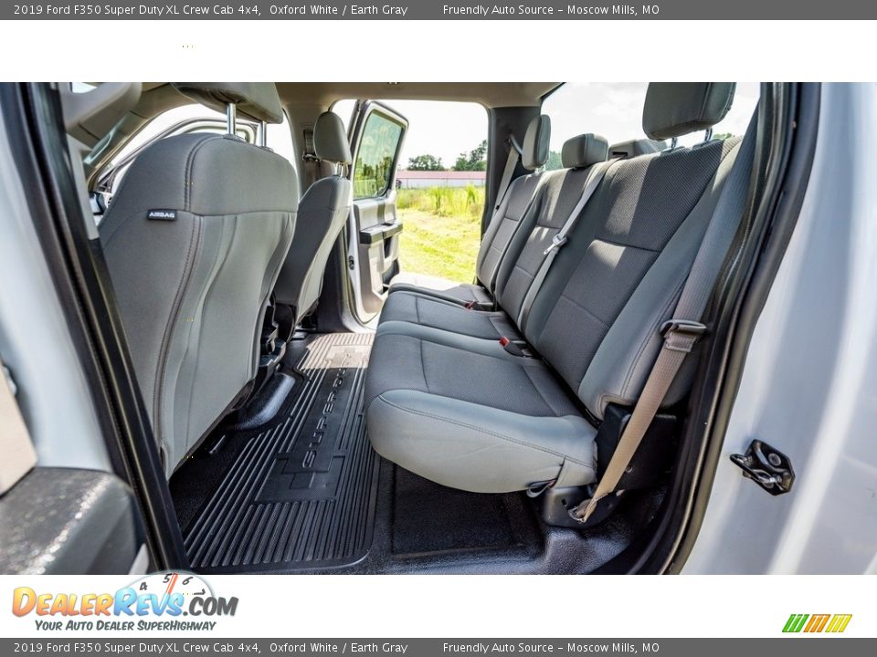 2019 Ford F350 Super Duty XL Crew Cab 4x4 Oxford White / Earth Gray Photo #20