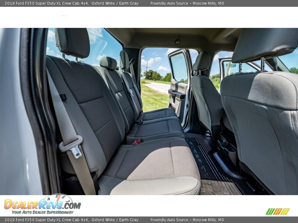 2019 Ford F350 Super Duty XL Crew Cab 4x4 Oxford White / Earth Gray Photo #22
