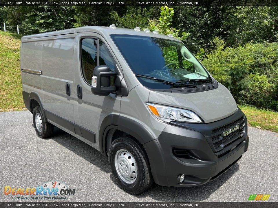 Front 3/4 View of 2023 Ram ProMaster 1500 Low Roof Cargo Van Photo #4