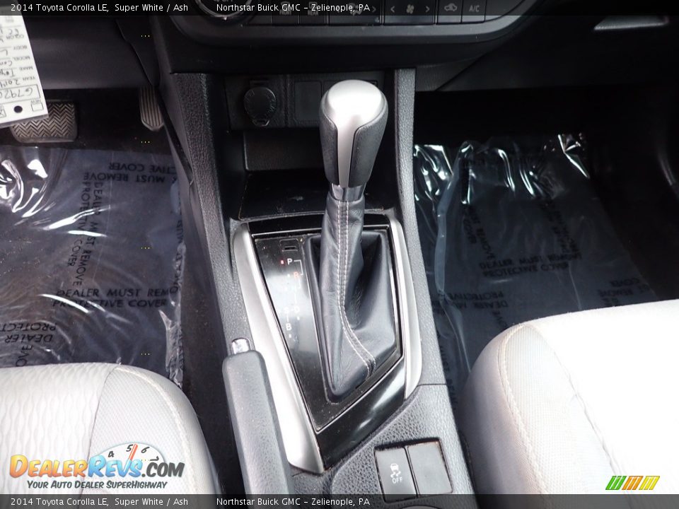 2014 Toyota Corolla LE Shifter Photo #24