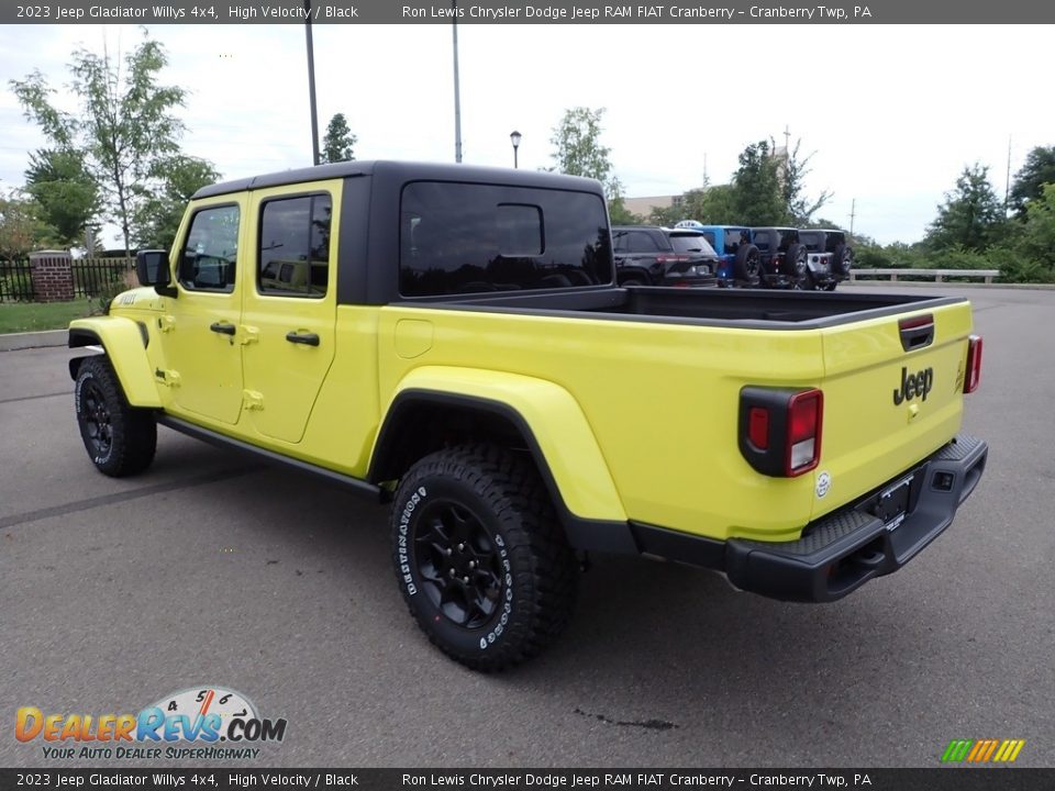 2023 Jeep Gladiator Willys 4x4 High Velocity / Black Photo #3