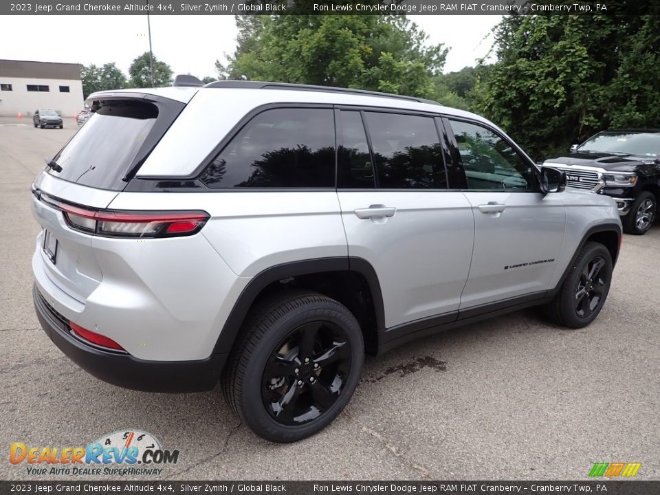 2023 Jeep Grand Cherokee Altitude 4x4 Silver Zynith / Global Black Photo #5