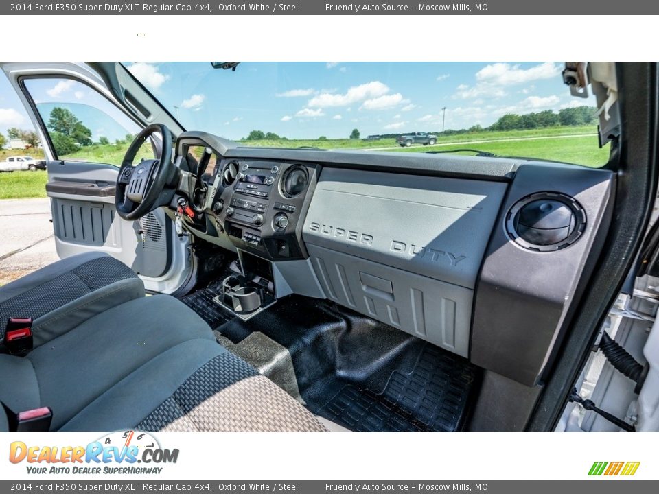 Dashboard of 2014 Ford F350 Super Duty XLT Regular Cab 4x4 Photo #21