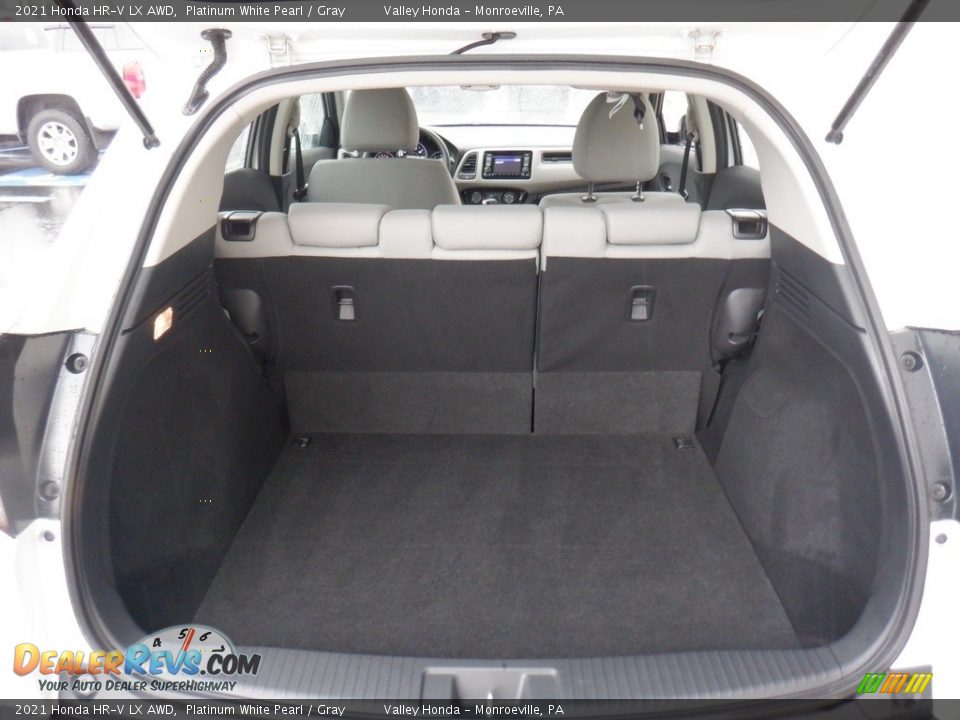 2021 Honda HR-V LX AWD Platinum White Pearl / Gray Photo #24