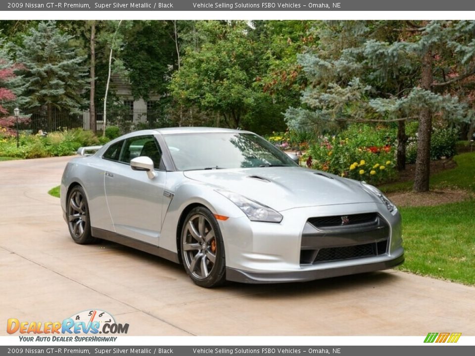 2009 Nissan GT-R Premium Super Silver Metallic / Black Photo #15