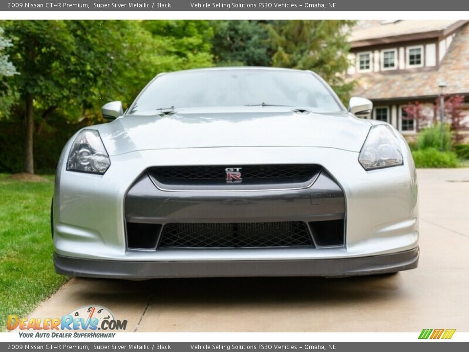 2009 Nissan GT-R Premium Super Silver Metallic / Black Photo #16