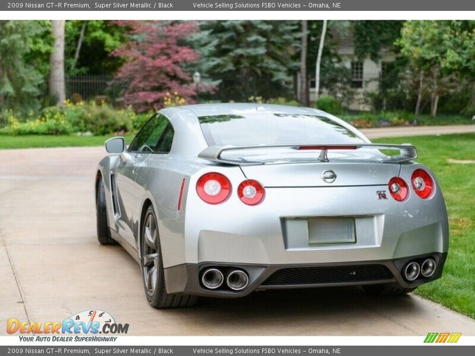 2009 Nissan GT-R Premium Super Silver Metallic / Black Photo #22