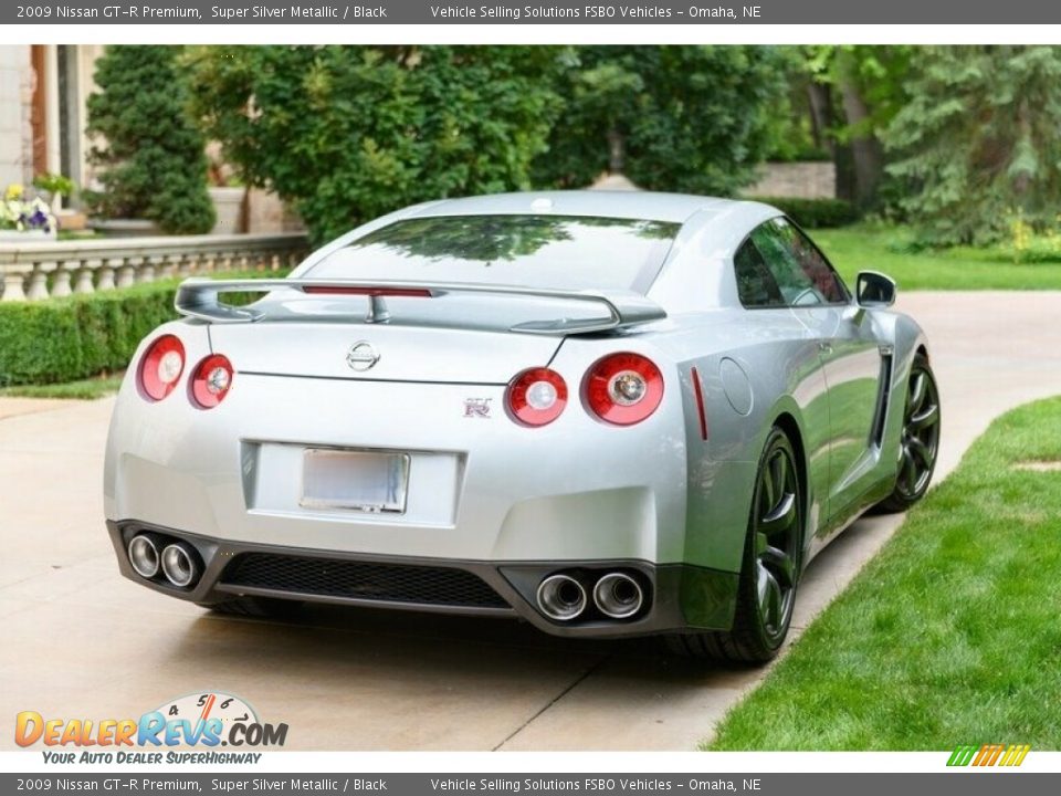 2009 Nissan GT-R Premium Super Silver Metallic / Black Photo #23