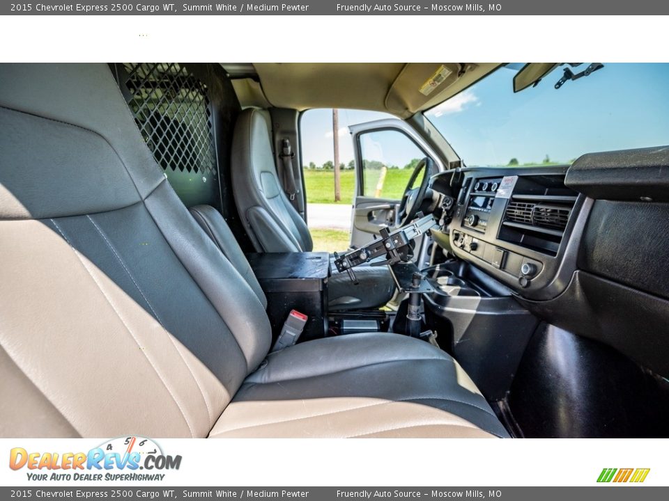 2015 Chevrolet Express 2500 Cargo WT Summit White / Medium Pewter Photo #25