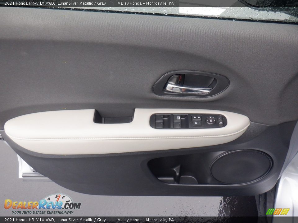 2021 Honda HR-V LX AWD Lunar Silver Metallic / Gray Photo #10