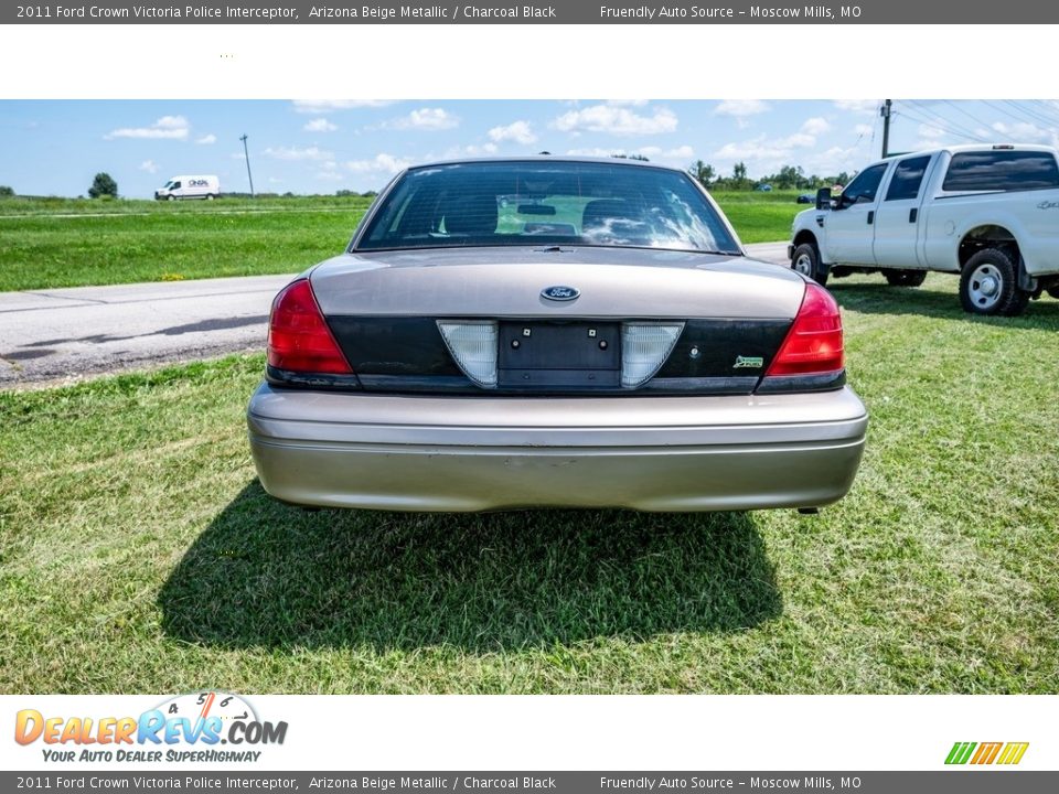 2011 Ford Crown Victoria Police Interceptor Arizona Beige Metallic / Charcoal Black Photo #5