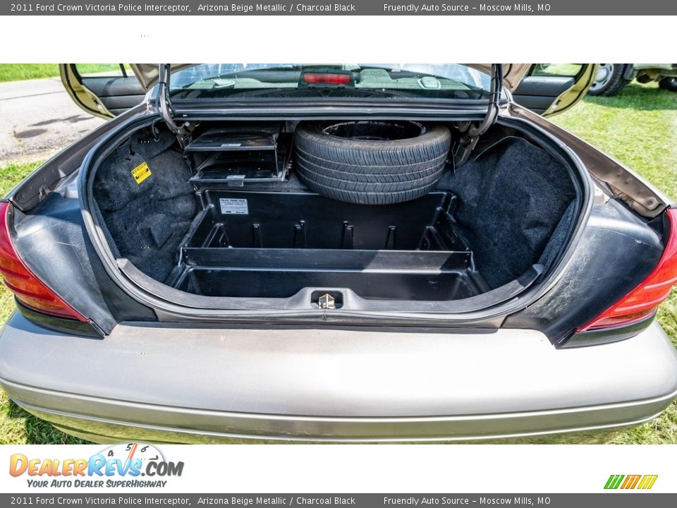 2011 Ford Crown Victoria Police Interceptor Trunk Photo #21