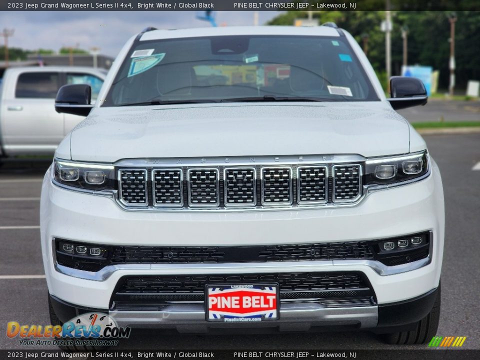 2023 Jeep Grand Wagoneer L Series II 4x4 Bright White / Global Black Photo #2