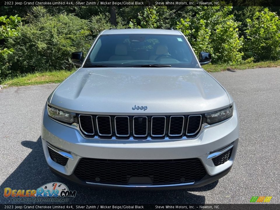 2023 Jeep Grand Cherokee Limited 4x4 Silver Zynith / Wicker Beige/Global Black Photo #3